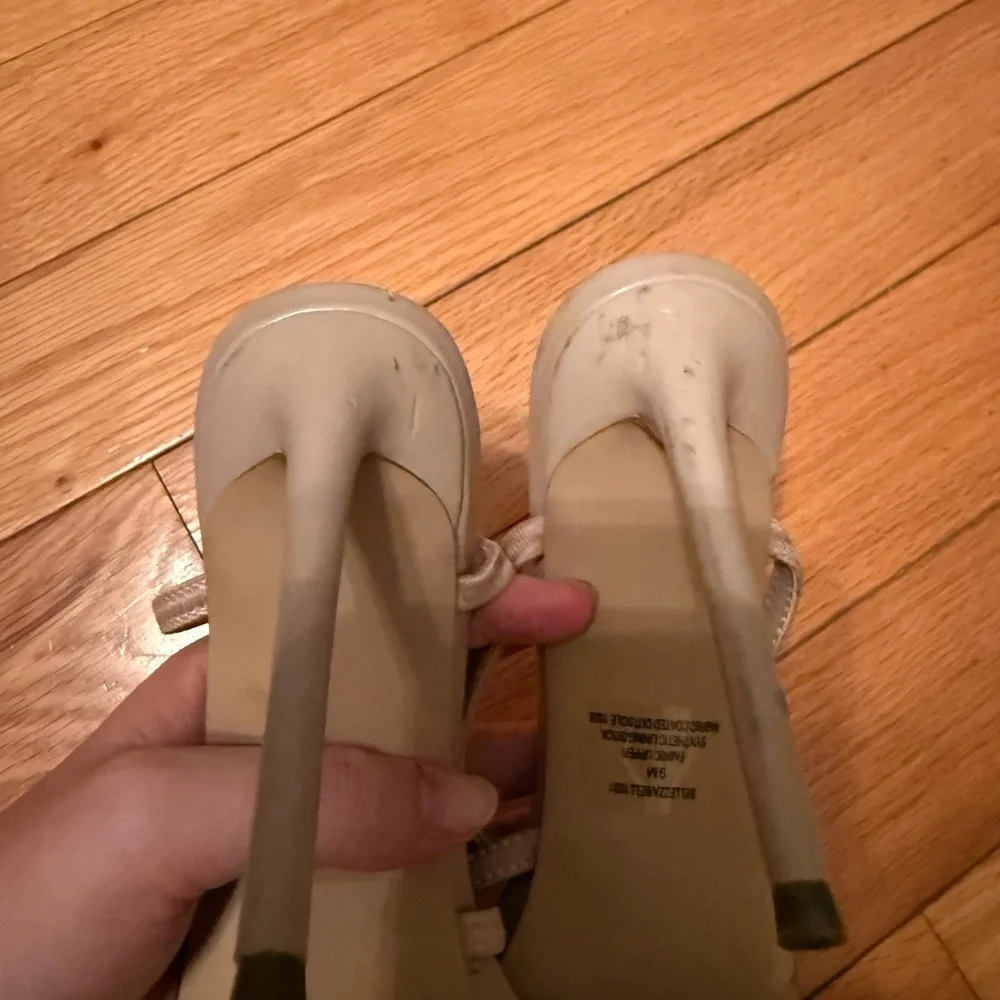 Steve Madden Women's Tan Heels